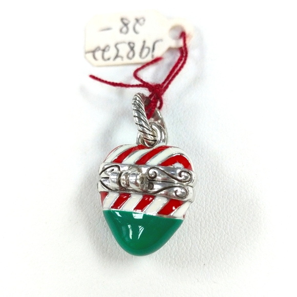 Brighton Christmas Charm - Picture 2 of 3